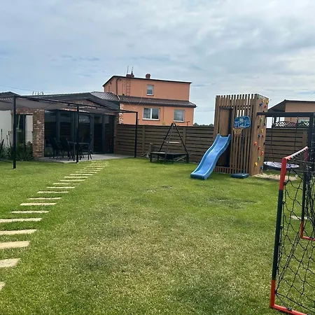 Domek Kryjówka Koło Jastrzębiej Góry * Strzelno (Wladyslawowo)